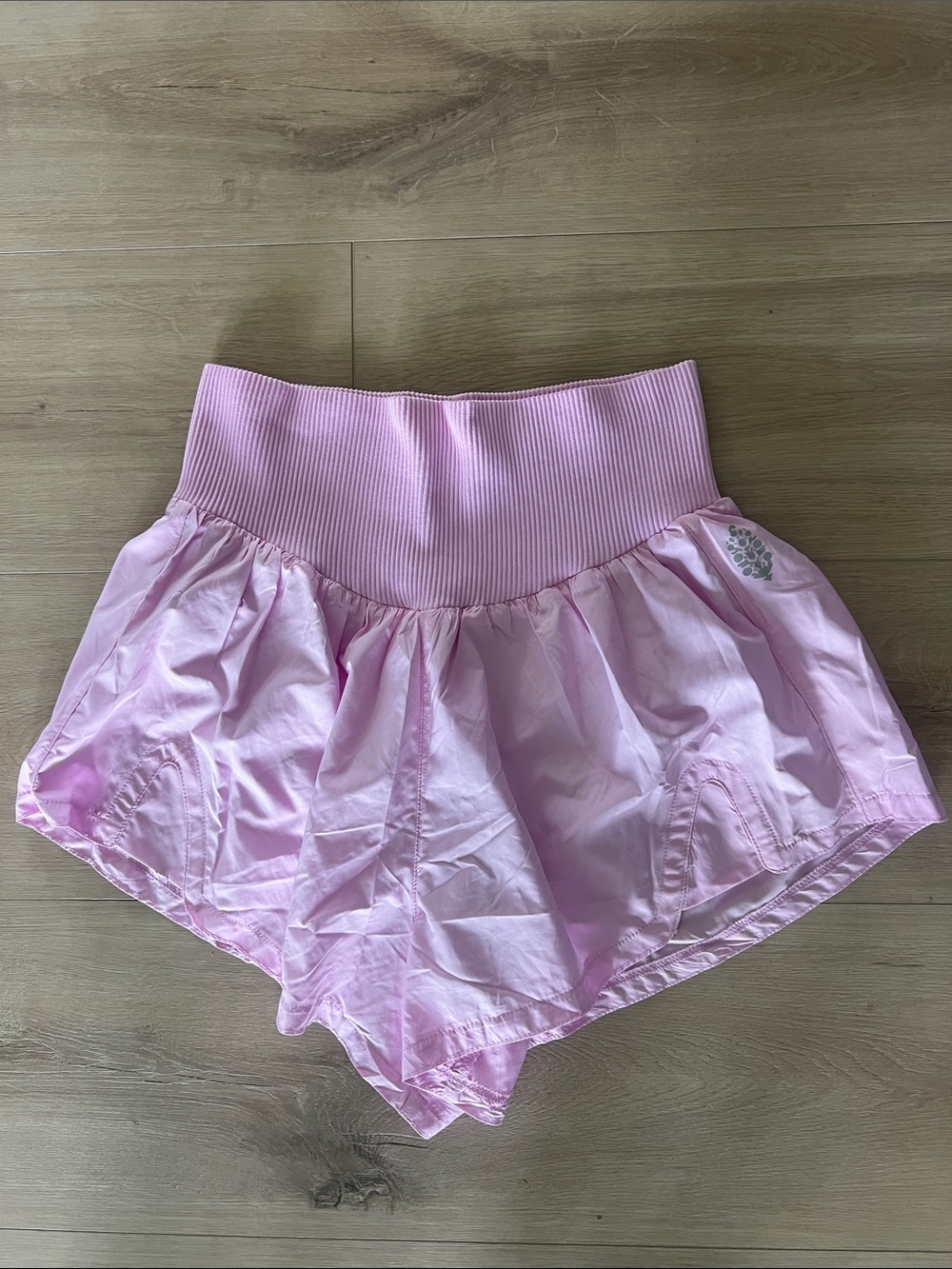 Women’s free people movement Pink Elastic Waist Shorts size small